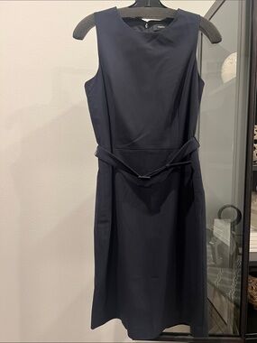 Theory Belted Dress In Sevona Stretch Wool - NAVY